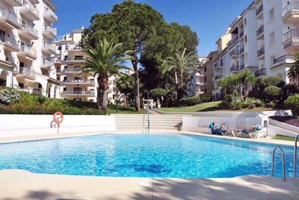 The Terrace Of Puerto Banus Beach Marbella Luaran gambar